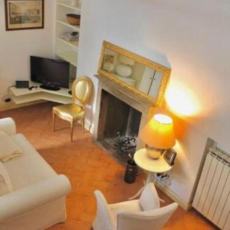 Milano Central Suite Apartment Екстериор снимка